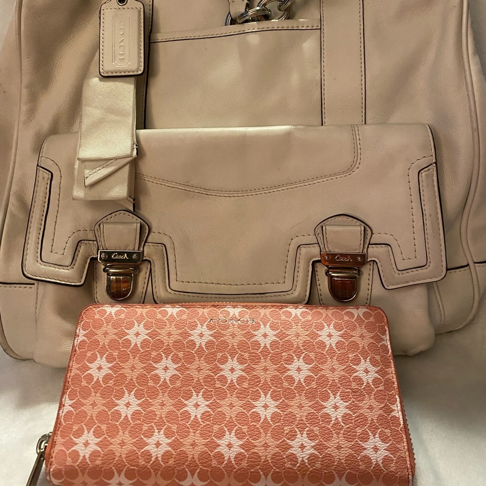 Coach North South Pushlock Tote with wallet